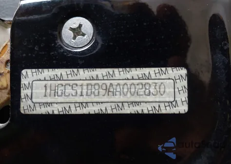 2010 Honda Accord 2.4 Ex-L z USA, uszkodzony, nr VIN 1HGCS1B89AA002830